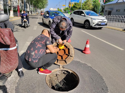 智能井盖守护脚下安全 中移物联如何以科技筑牢智慧城市基石
